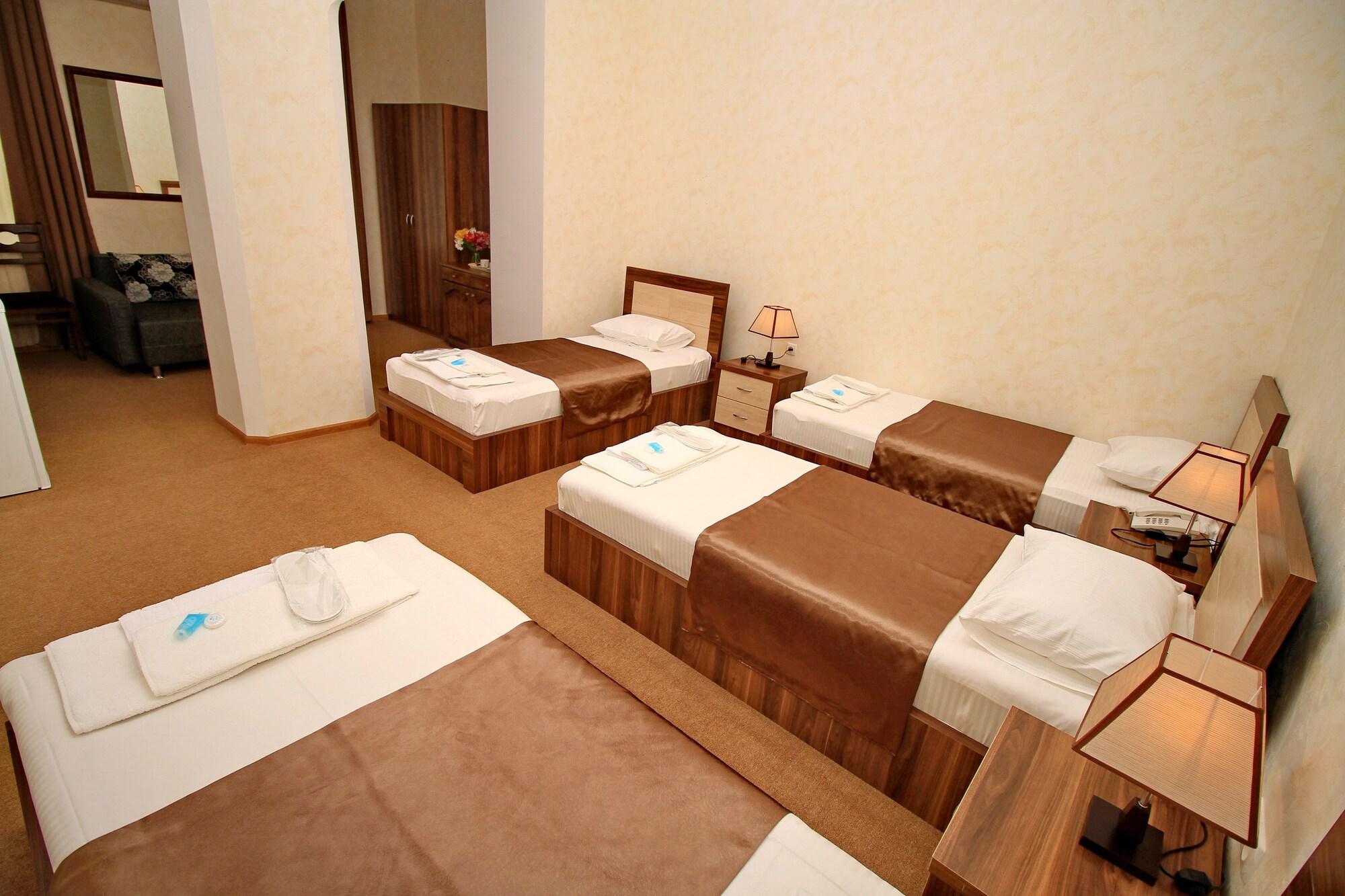 Tiflis House Hotel Екстериор снимка