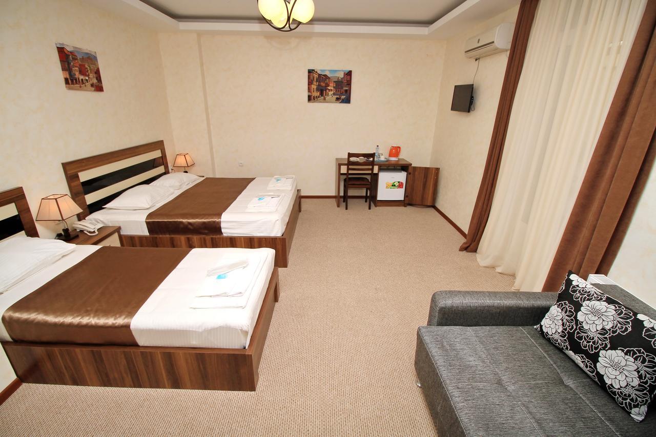 Tiflis House Hotel Екстериор снимка