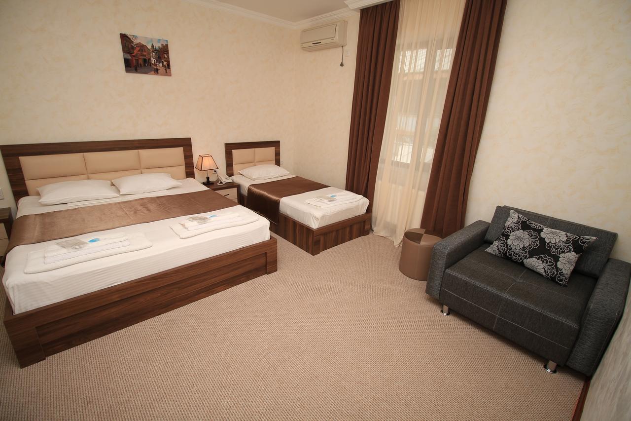 Tiflis House Hotel Екстериор снимка