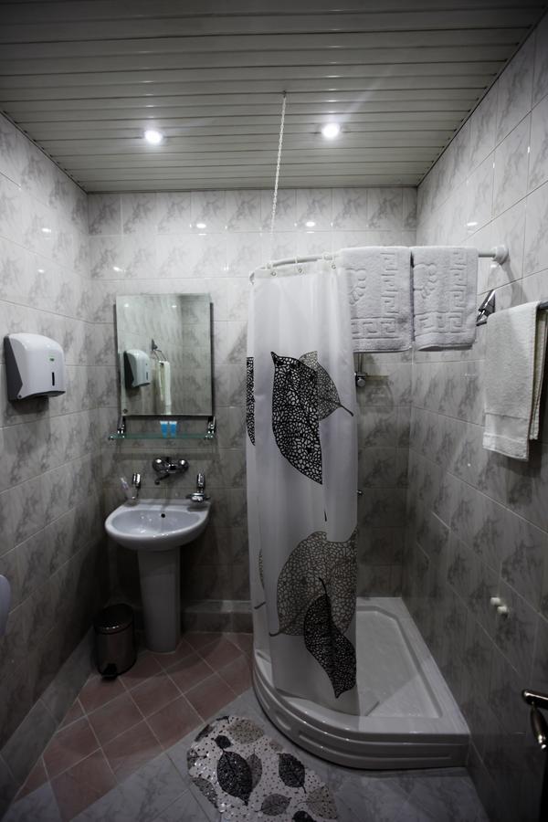 Tiflis House Hotel Екстериор снимка